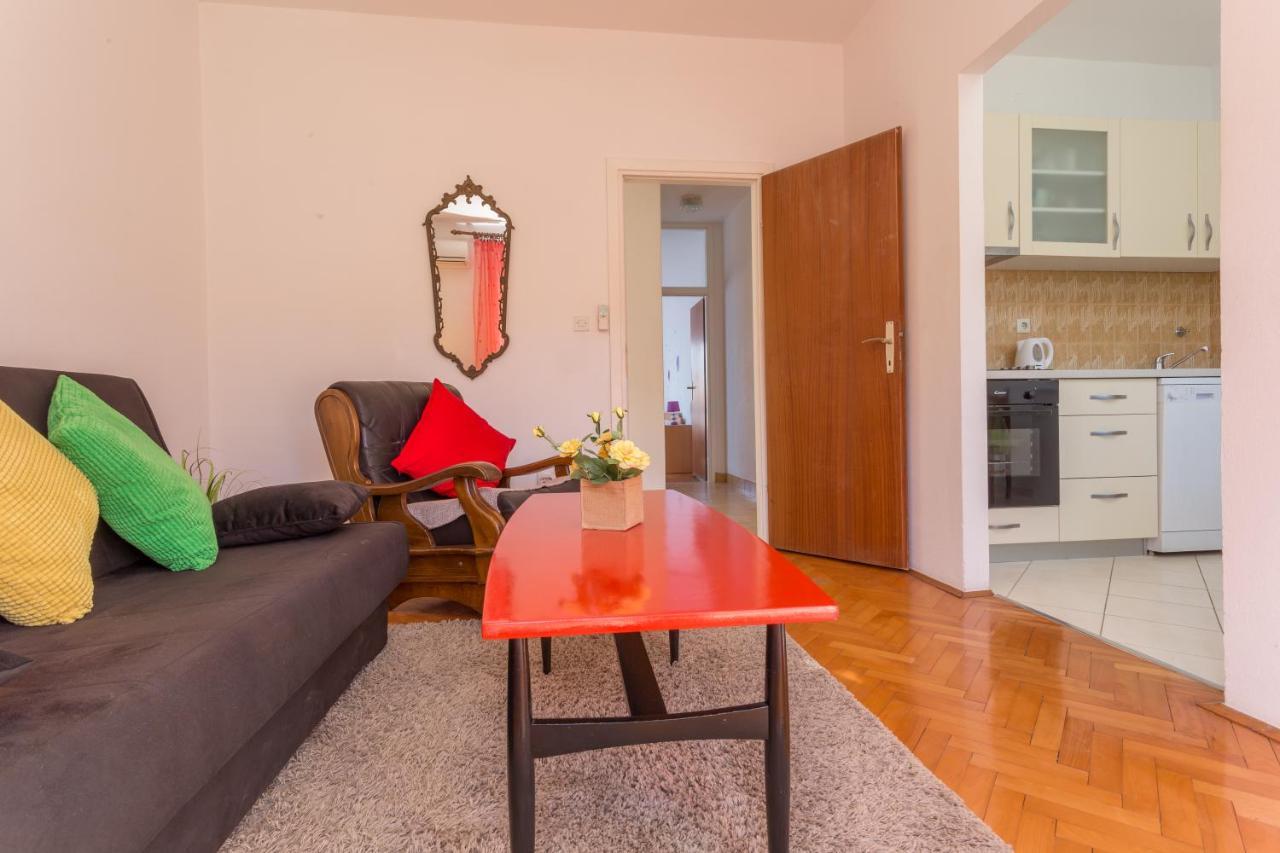 Apartments Marija Bibic Hvar Town Bagian luar foto